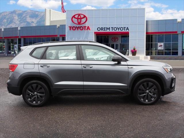 2022 volkswagen taos 1.5t s