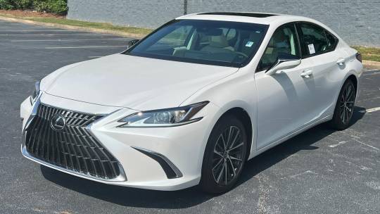 2025 Lexus ES