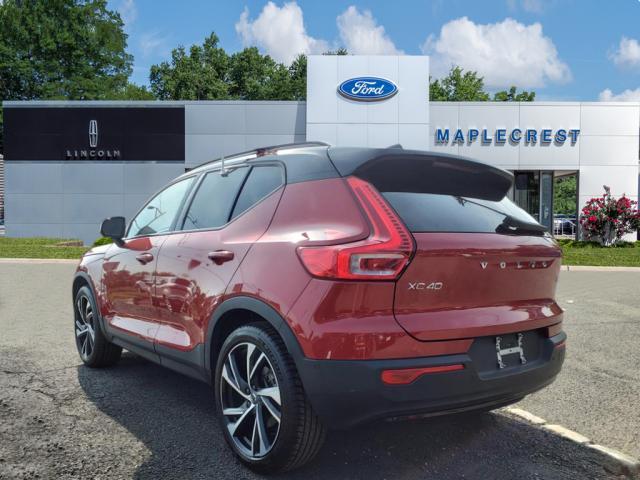 2021 volvo xc40 t5 r-design