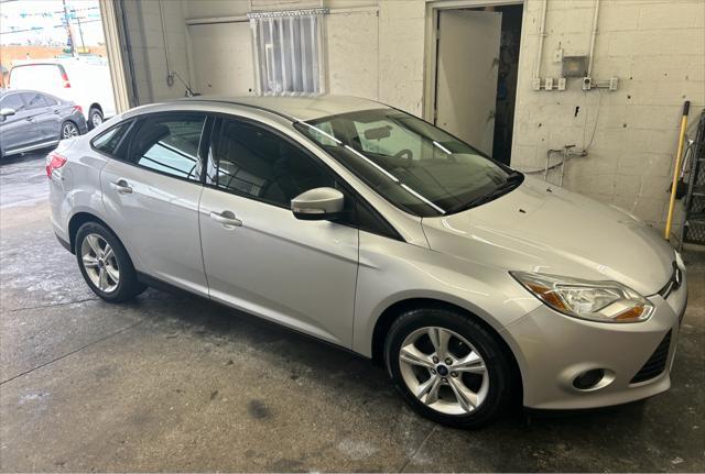 2014 ford focus se