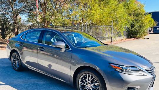 2018 Lexus ES
