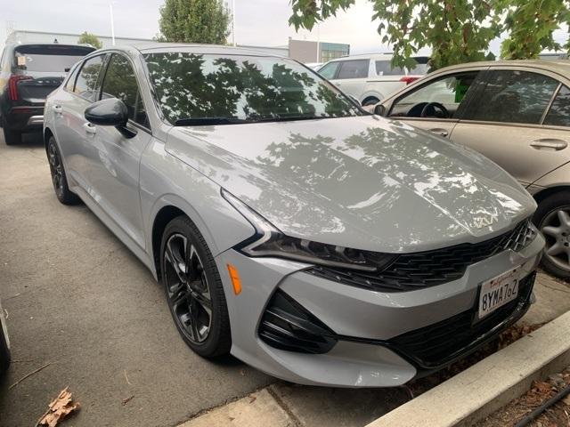2022 kia k5 gt-line