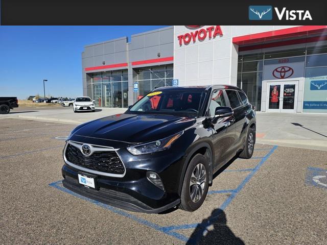 2023 toyota highlander xle