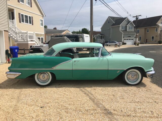 1956 oldsmobile 88 holiday 2 door hardtop