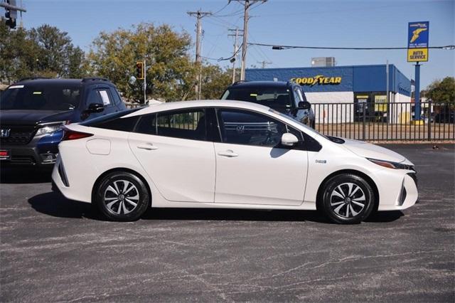 2018 toyota prius prime