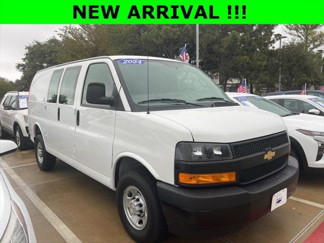 2024 chevrolet express 2500 rwd 2500 regular wheelbase wt