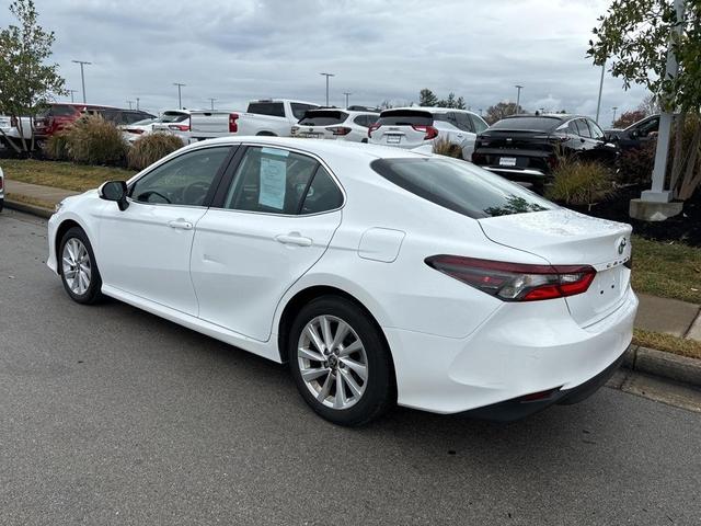 2024 toyota camry le