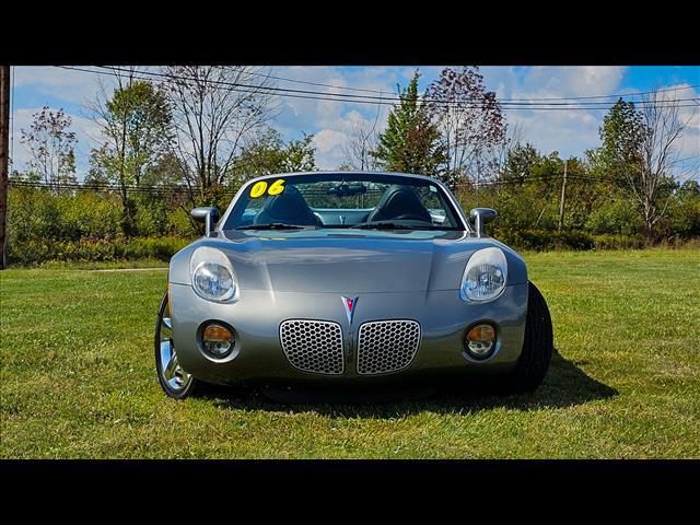 2006 pontiac solstice base