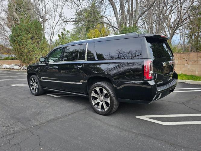 2015 gmc yukon in woodland hills, california