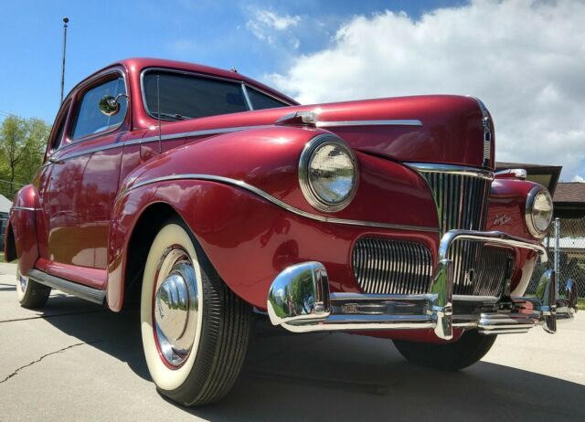 1941 ford super deluxe 2 door coupe flat head v-8 columbia rear end manual trans