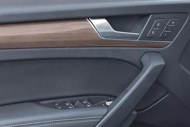 2021 audi q5 40 premium plus