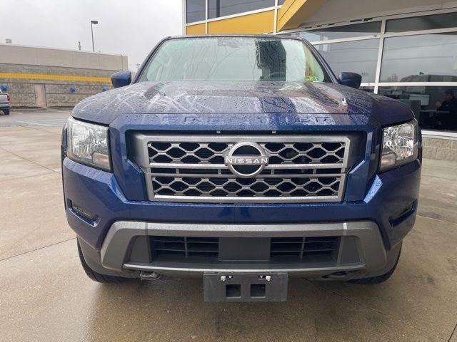 2022 nissan frontier sv