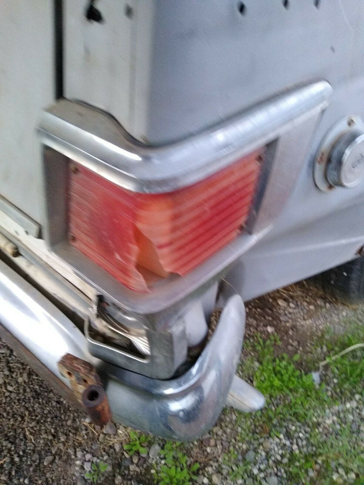 65 jeep wagoneer kaiser 5 liter engine