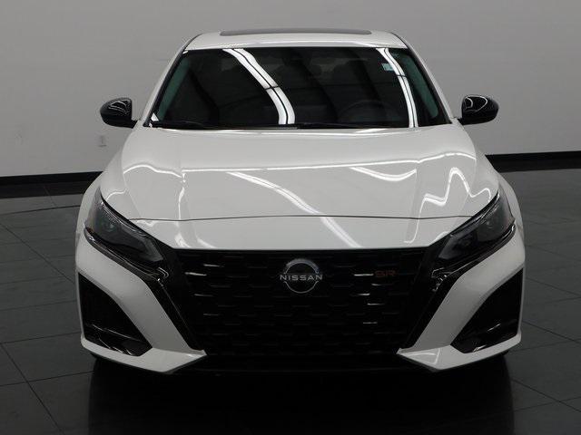 2023 nissan altima sr intelligent awd