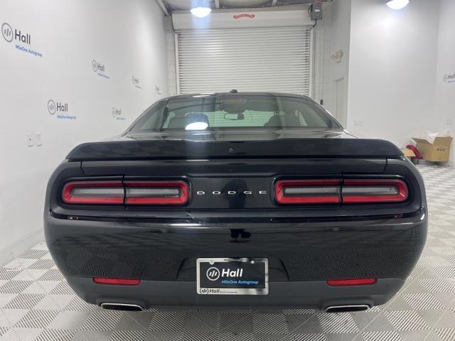 2022 dodge challenger gt