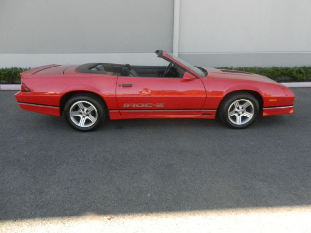 1988' chevrolet camaro iroc-z convertible, a must see collector car 3099 miles!