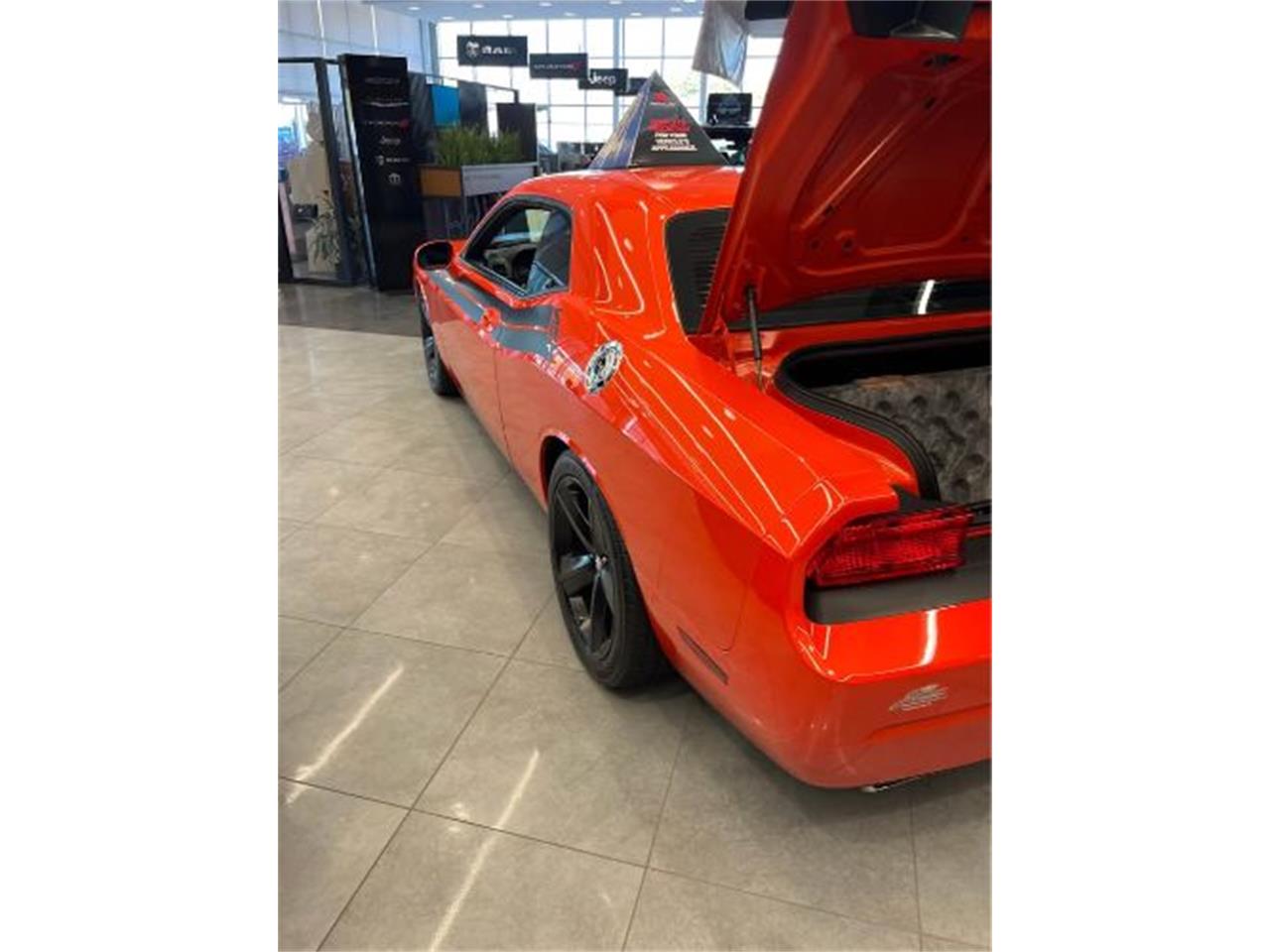 2008 dodge challenger