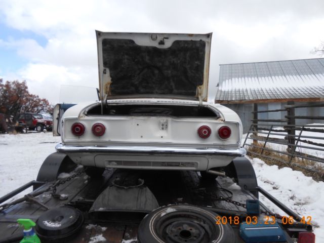 1968 chevy corvair monza.. untouched for years... a very restorable car
