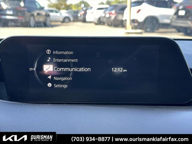 2022 mazda mazda3 fwd w/premium package