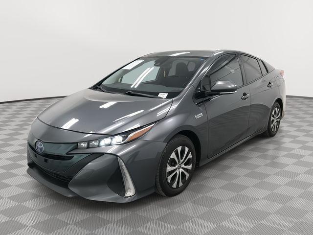 2020 toyota prius prime le