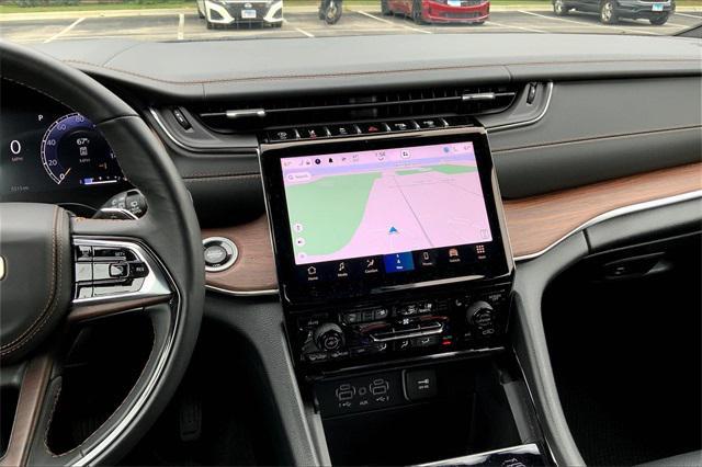 2023 jeep grand cherokee summit