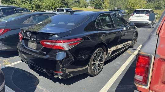 2019 Toyota Camry se