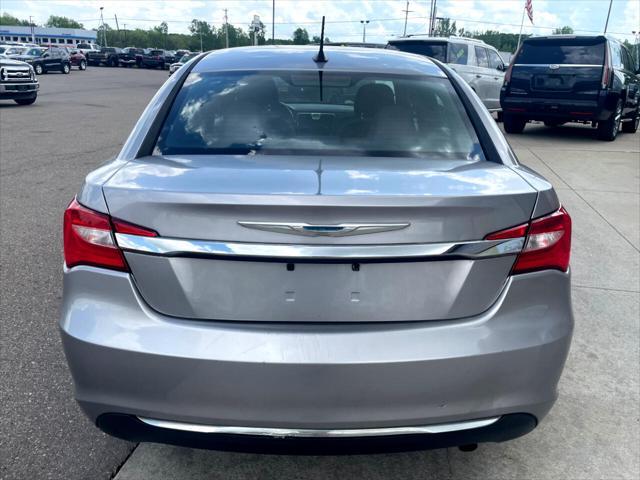 2013 chrysler 200 touring