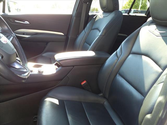2021 cadillac xt4 premium luxury