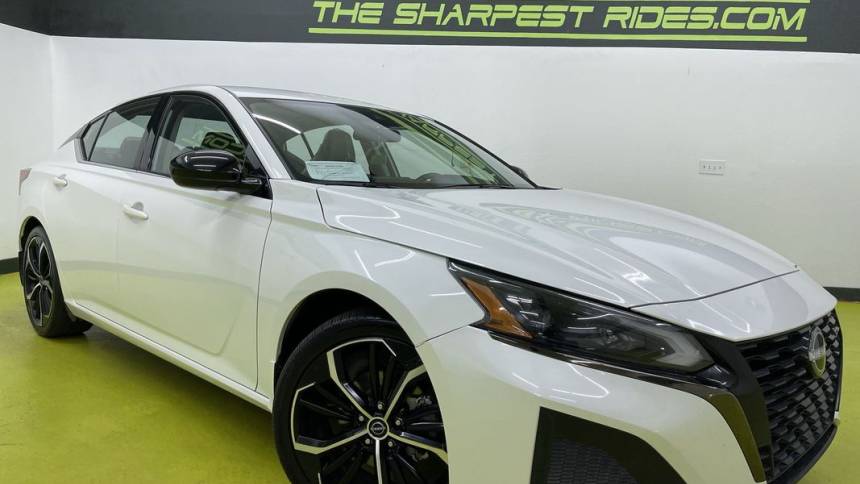 2023 nissan altima 2.5 sr
