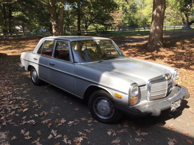 1974 mercedes 240d, w115