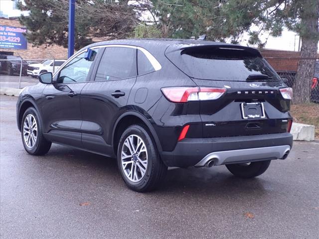 2022 ford escape sel