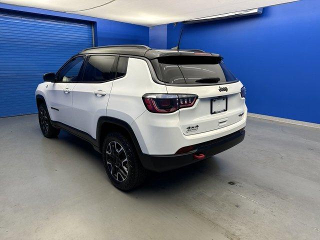 2020 jeep compass trailhawk