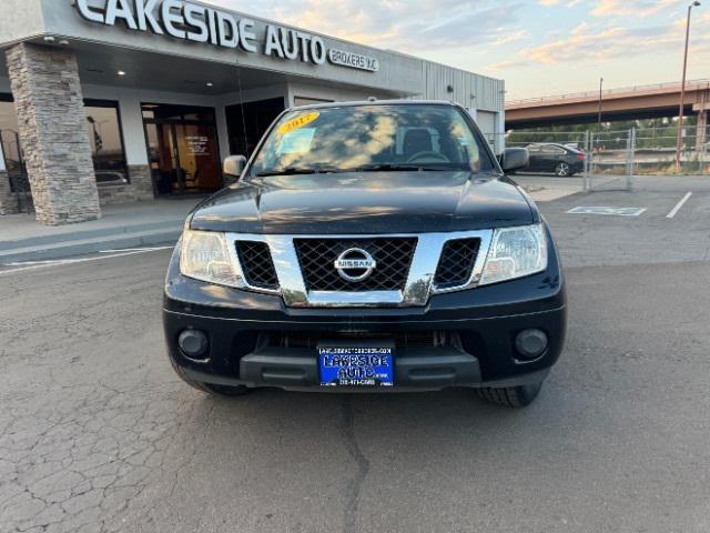 2017 nissan frontier sv
