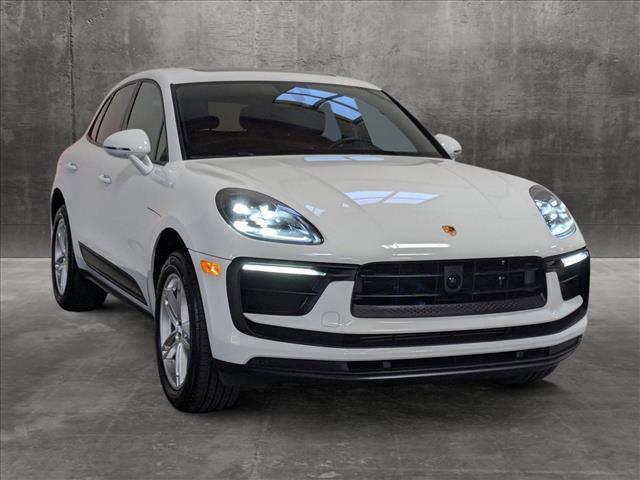 2024 porsche macan base