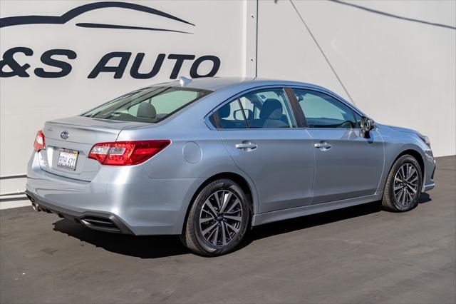 2018 subaru legacy premium
