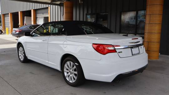 2013 Chrysler 200