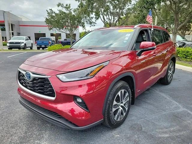 2021 toyota highlander hybrid xle