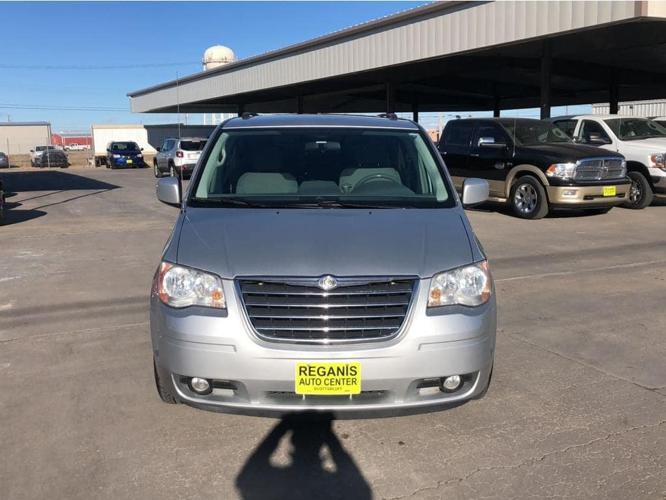 used 2010 chrysler town & country touring scottsbluff, ne 69361 for sale in scottsbluff, nebraska