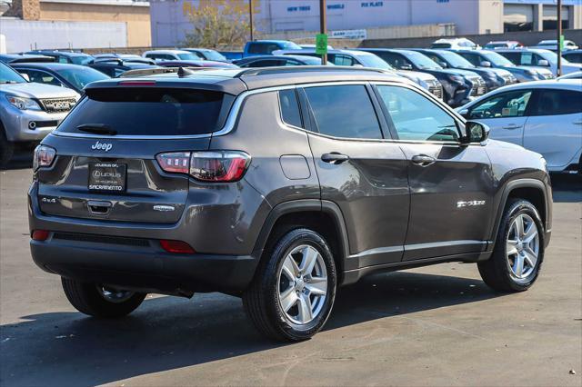 2022 jeep compass latitude