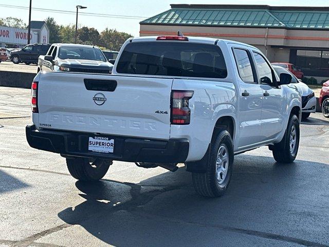 2022 nissan frontier s