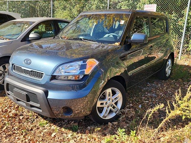 2011 kia soul +