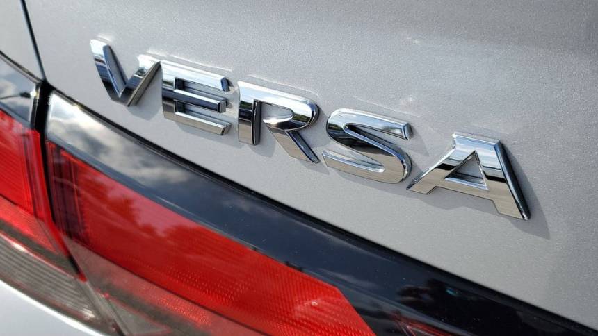 2023 nissan versa s
