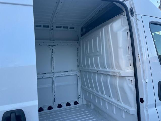 2015 ram promaster 1500 base