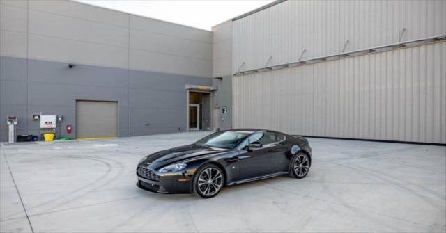 2011 aston martin v12 vantage carbon black