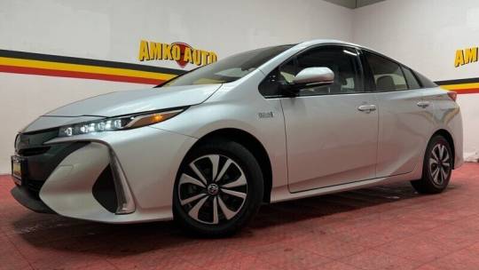 2017 toyota prius prime plus