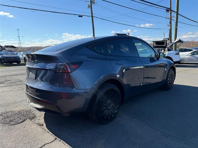 2023 tesla model y long range