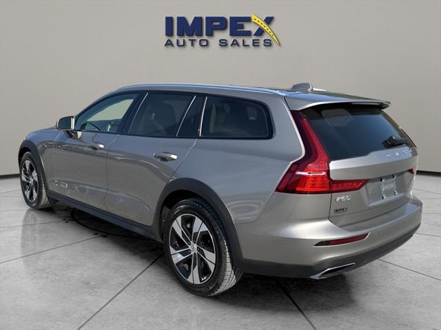 2020 volvo v60 cross country t5