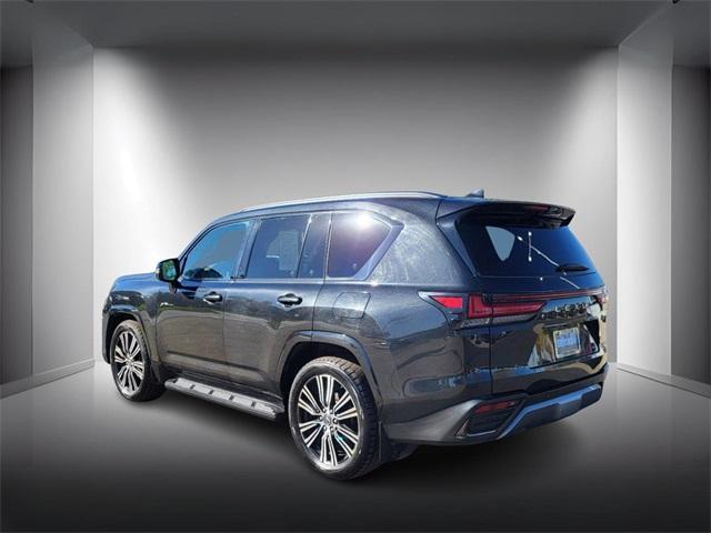 2022 lexus lx 600 luxury