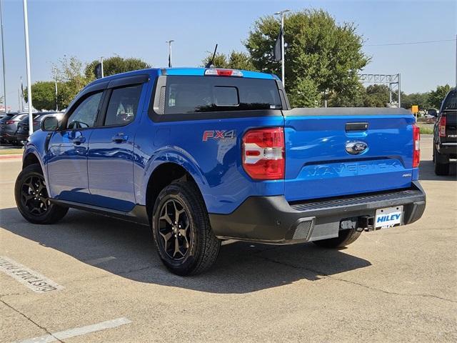 2022 ford maverick lariat
