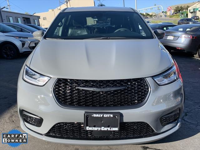 2022 chrysler pacifica hybrid touring l